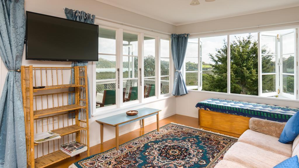 Russell-Orongo Bay Holiday Park Экстерьер фото