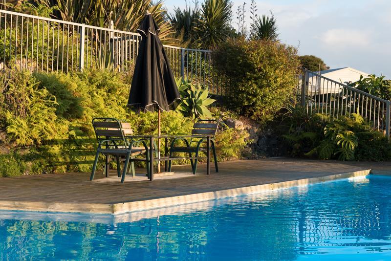 Russell-Orongo Bay Holiday Park Экстерьер фото